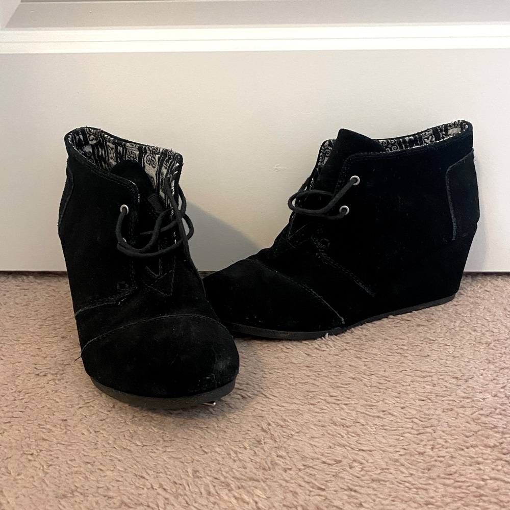 Heeled booties size 10